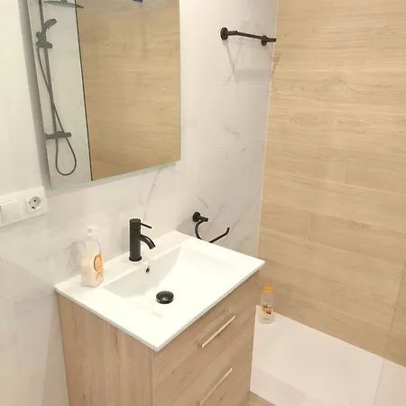 Santander, Calle Isaac Peral 6 公寓 桑坦德