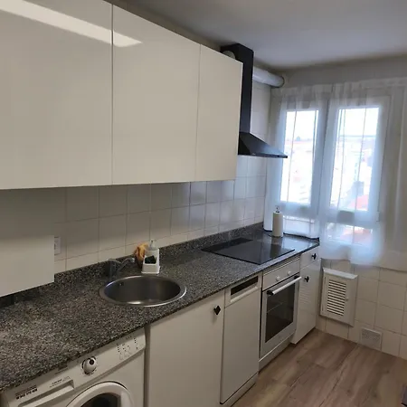 Santander, Calle Isaac Peral 6 Apartman Santender