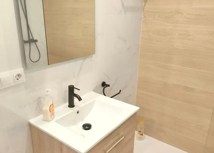 Santander, Calle Isaac Peral 6 公寓 桑坦德