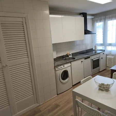 Santander, Calle Isaac Peral 6 *